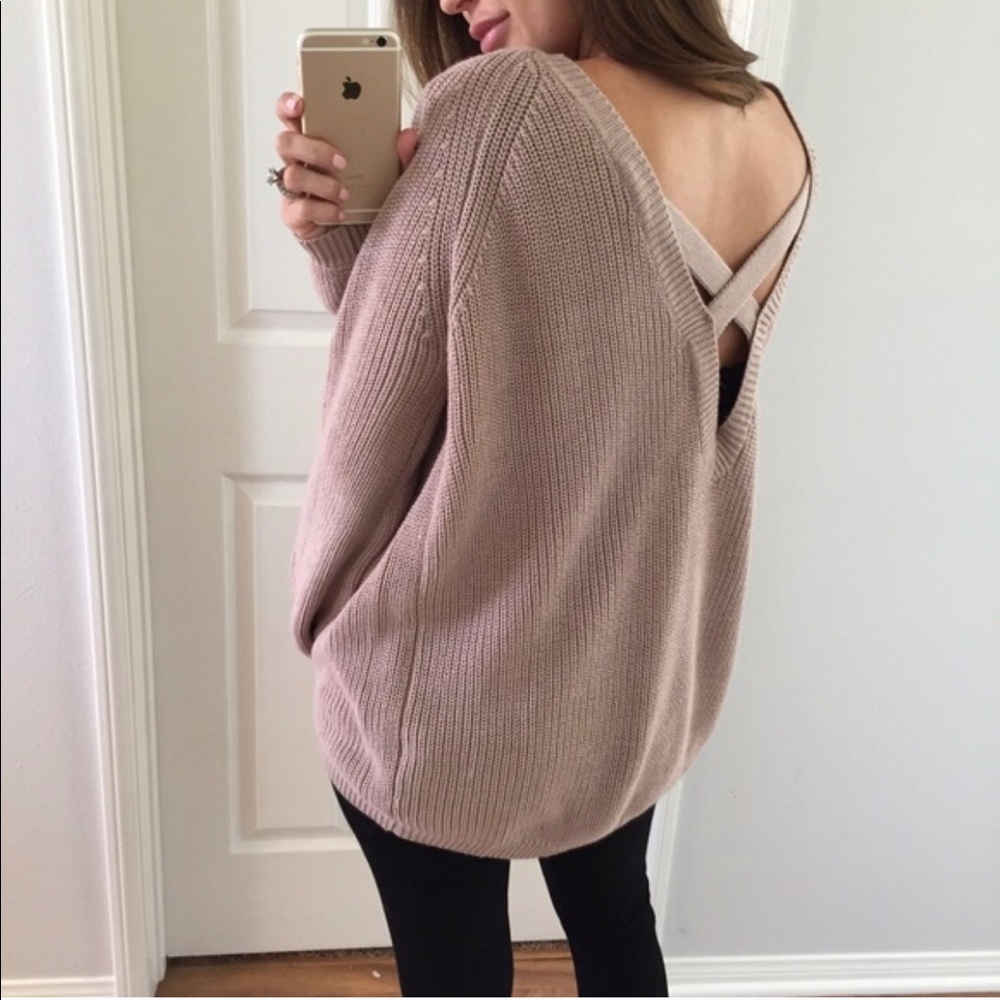 Crossed Back Knitted Sweater 🌟